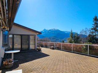 Photo 4: 1021 GLACIER VIEW Drive in Squamish: Garibaldi Highlands House for sale in "Glacier View Estates" : MLS®# R2862830