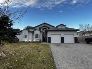 Photo 1: 333 Brett Drive: Fort McMurray Detached for sale : MLS®# A2090455