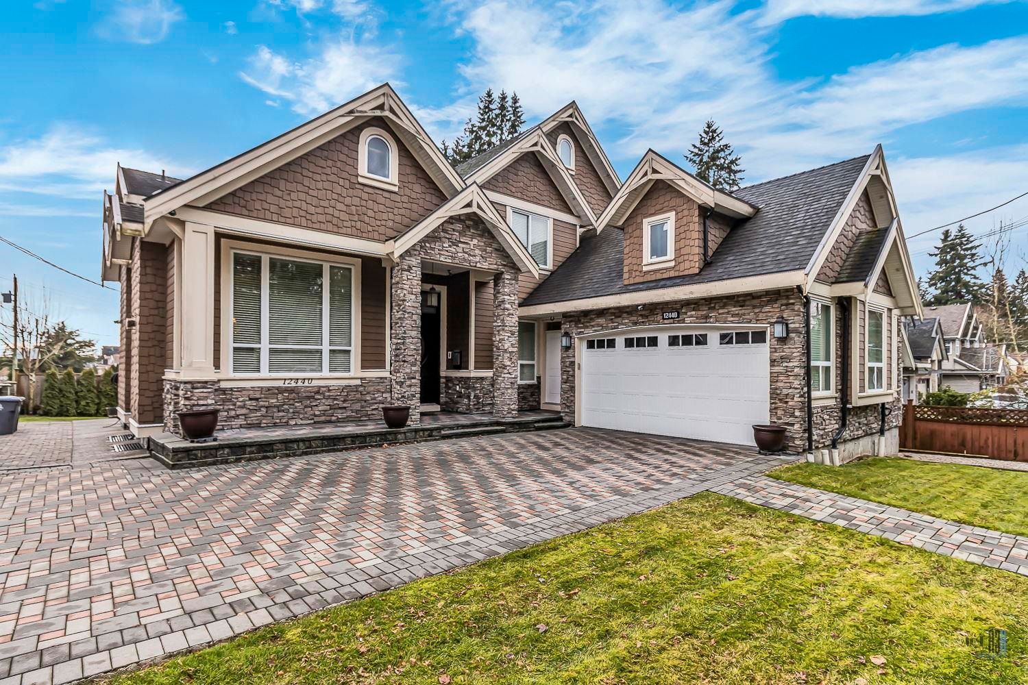 Main Photo: 12440 60 Avenue in Surrey: Panorama Ridge House for sale : MLS®# R2748040