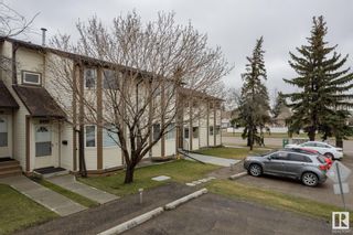 Photo 3: 6165 38 Avenue in Edmonton: Zone 29 Townhouse for sale : MLS®# E4385318