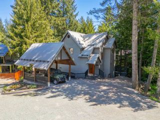 Main Photo: 8217 VALLEY Drive in Whistler: Alpine Meadows House for sale : MLS®# R2884049