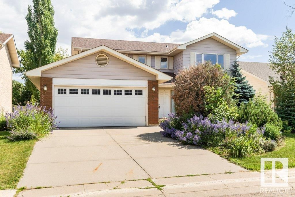 Main Photo: 75 GARIEPY Crescent in Edmonton: Zone 20 House for sale : MLS®# E4307655