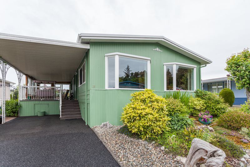 Main Photo: 31 1640 162 Street in Surrey: King George Corridor Manufactured Home for sale in "CHERRY BROOK PARK" (South Surrey White Rock)  : MLS®# R2070521