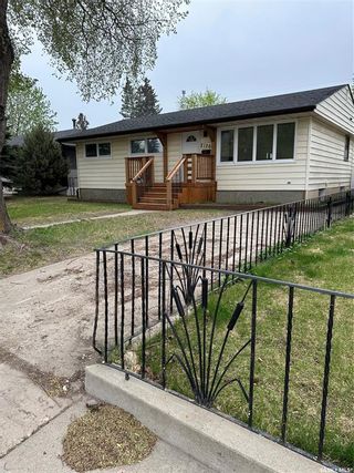 Photo 3: 2126 Cumberland Avenue South in Saskatoon: Adelaide/Churchill Residential for sale : MLS®# SK929519
