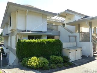 Photo 1: 1 895 Royal Oak Ave in VICTORIA: SE Broadmead Row/Townhouse for sale (Saanich East)  : MLS®# 708511
