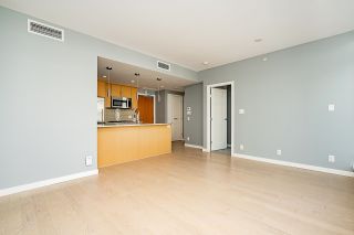 Photo 15: 616 38 W 1ST Avenue in Vancouver: False Creek Condo for sale in "THE ONE" (Vancouver West)  : MLS®# R2758493