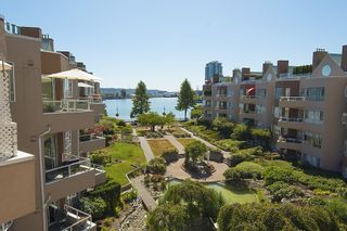 Photo 11: 412 1150 QUAYSIDE DRIVE in New Westminster: Quay Condo for sale : MLS®# R2202001