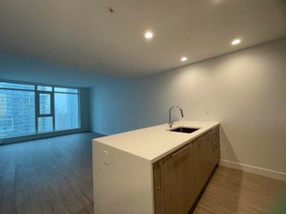 Photo 3: 2004 6398 SILVER Avenue in Burnaby: Metrotown Condo for sale (Burnaby South)  : MLS®# R2740605
