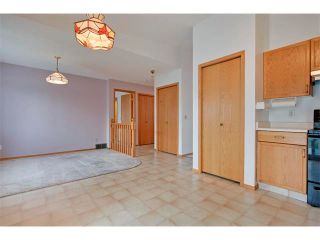 Photo 12: 43 LINCOLN Manor SW in Calgary: Lincoln Park House for sale : MLS®# C4008792