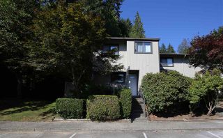 Photo 2: 901 BRITTON Drive in Port Moody: North Shore Pt Moody Townhouse for sale in "WOODSIDE VILLAGE" : MLS®# R2290953