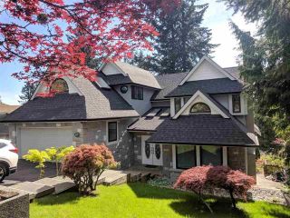 Main Photo: 207 MONTROYAL Boulevard in North Vancouver: Upper Lonsdale House for sale : MLS®# R2395272
