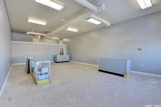 Photo 3: 137 15th Street East in Prince Albert: Midtown Commercial for lease : MLS®# SK938766