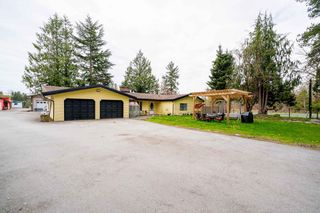 Photo 2: 21896 40 Avenue in Langley: Murrayville House for sale : MLS®# R2866512