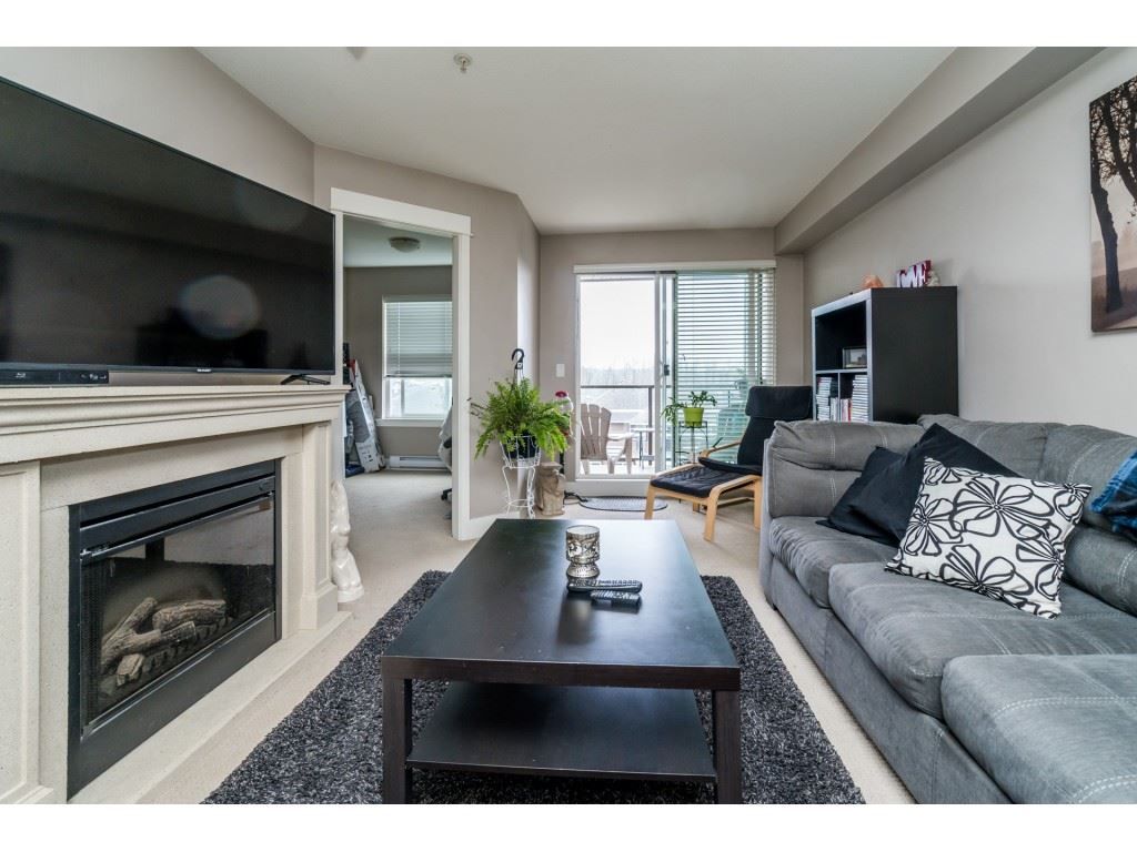 Photo 7: Photos: 318 30525 CARDINAL Avenue in Abbotsford: Abbotsford West Condo for sale : MLS®# R2545122