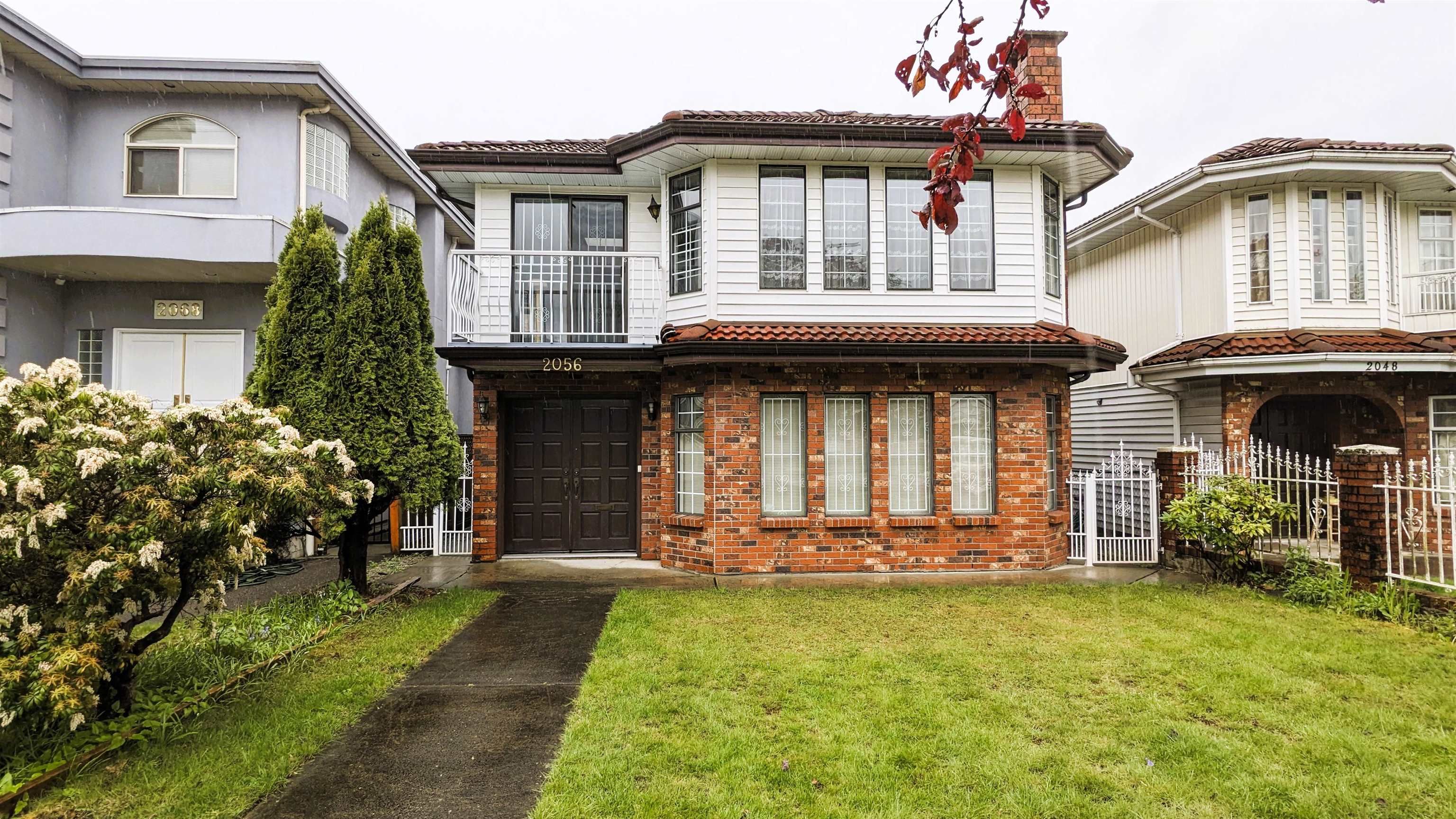 Main Photo: 2056 E 52ND Avenue in Vancouver: Killarney VE House for sale (Vancouver East)  : MLS®# R2875828