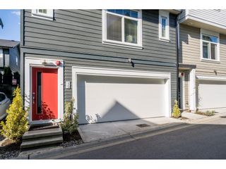 Photo 3: 15 7665 209 Street in Langley: Willoughby Heights Townhouse for sale in "ARCHSTONE-YORKSON" : MLS®# R2561969
