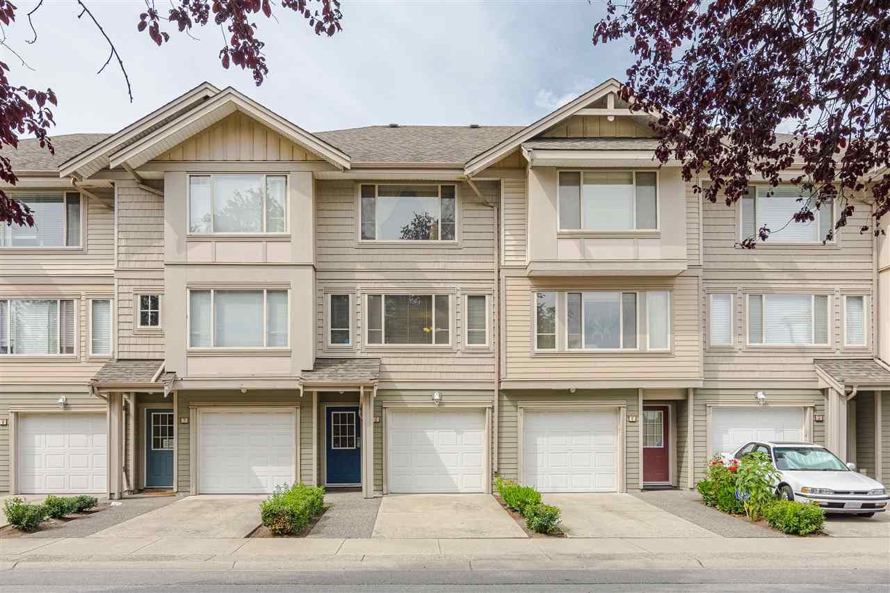 Main Photo: 6 5388 201A Street in Langley: Langley City Townhouse for sale in "THE COURTYARD" : MLS®# R2392038