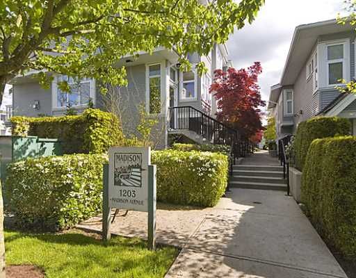 Main Photo: 18 1203 MADISON Avenue in Burnaby: Willingdon Heights Townhouse for sale in "MADISON GARDENS" (Burnaby North)  : MLS®# V768424