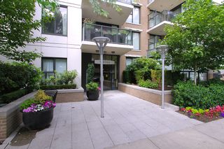 Photo 3: 1001 1483 W 7TH Avenue in Vancouver: Fairview VW Condo for sale (Vancouver West)  : MLS®# V899773