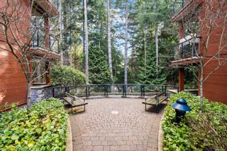 Photo 4: 303 631 Brookside Rd in Colwood: Co Latoria Condo for sale : MLS®# 869168