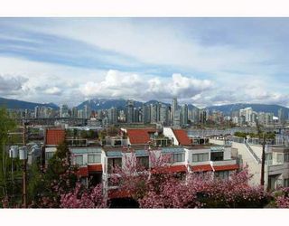 Photo 8: 1280 W 7TH Avenue in Vancouver: Fairview VW Townhouse for sale (Vancouver West)  : MLS®# V705426