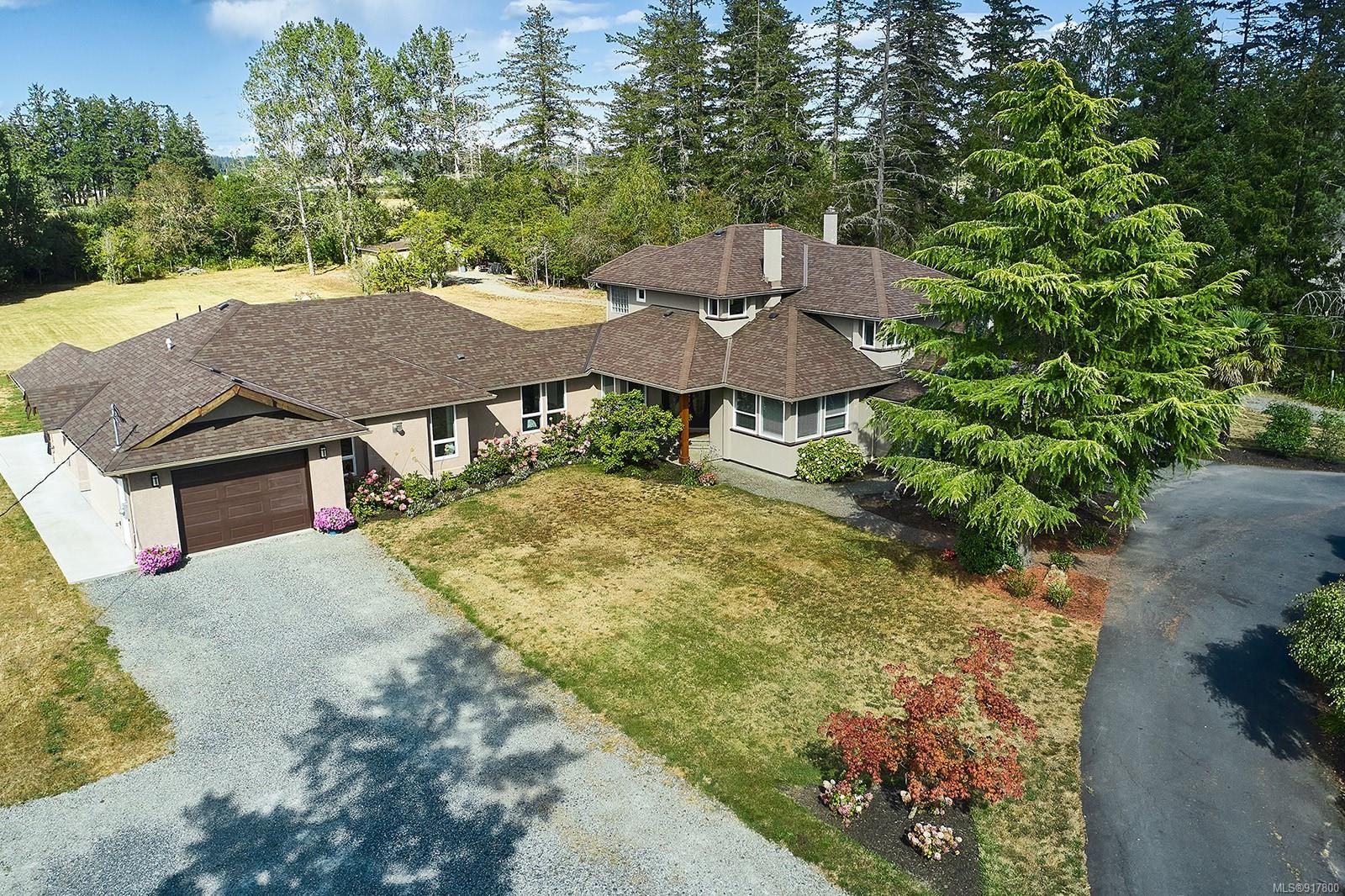 Main Photo: 1530 Kersey Rd in Central Saanich: CS Keating House for sale : MLS®# 917800