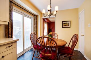 Photo 11: 72 Lipton Crescent in Whitby: Freehold for sale : MLS®# E3751560