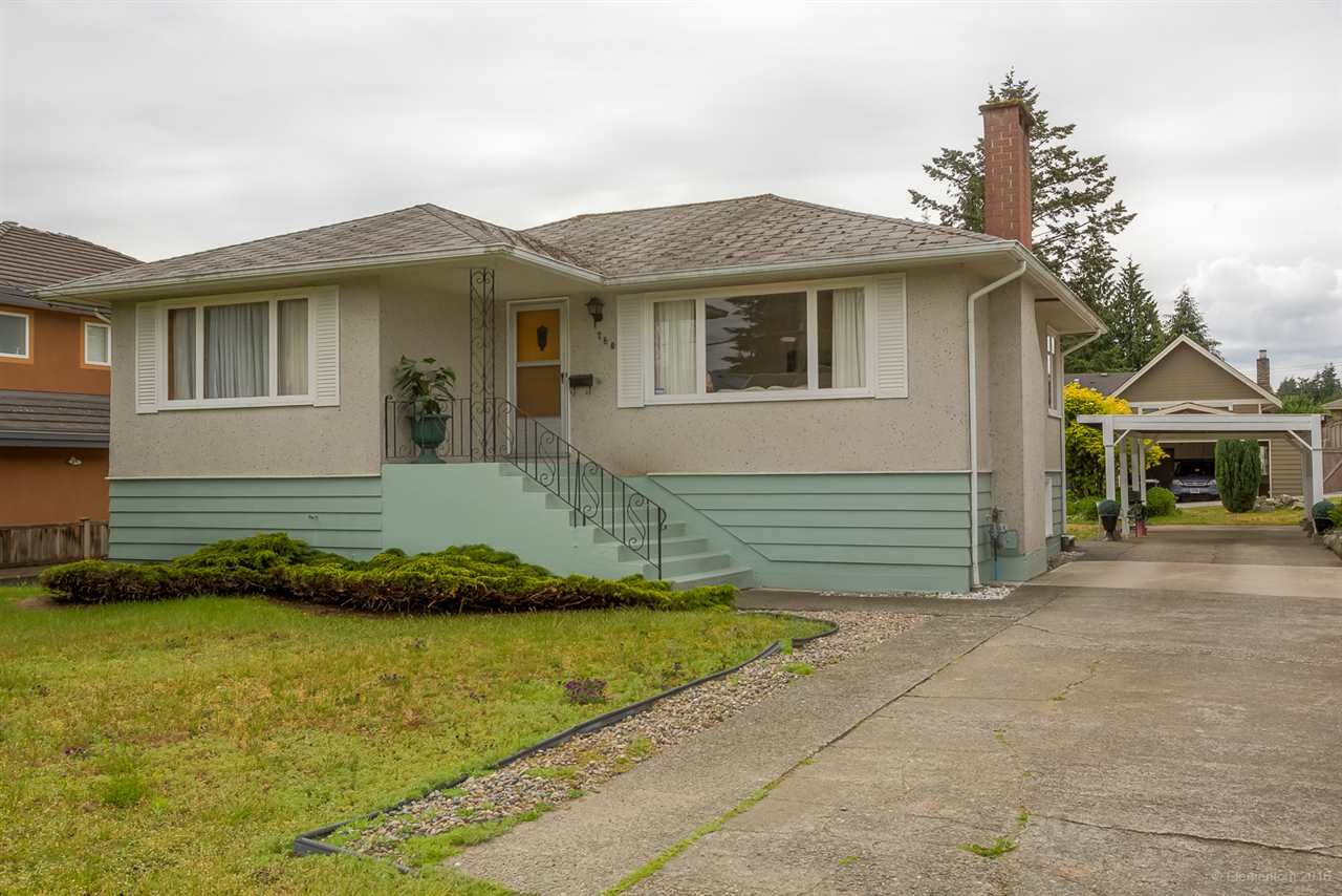 Main Photo: 760 SMITH Avenue in Coquitlam: Coquitlam West House for sale in "COQUITLAM WEST" : MLS®# R2077431