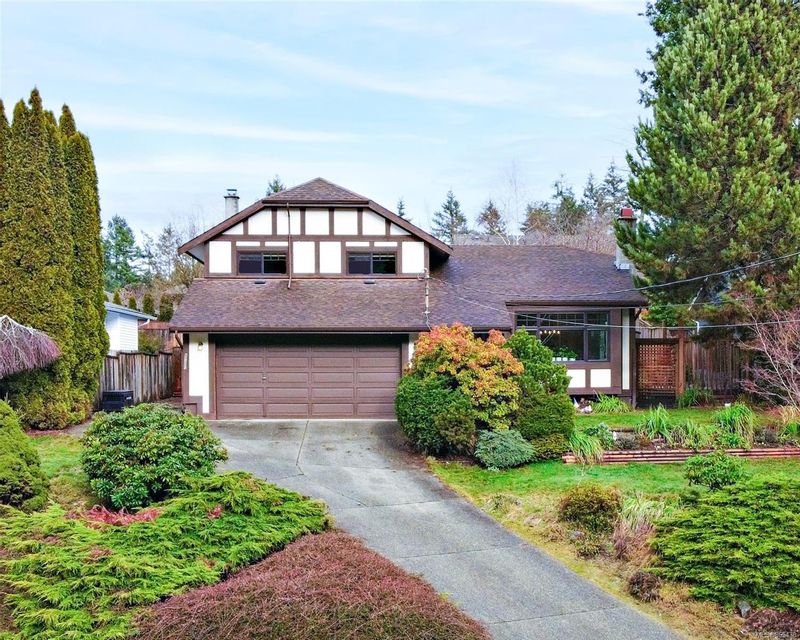 FEATURED LISTING: 4200 Ross Rd Nanaimo