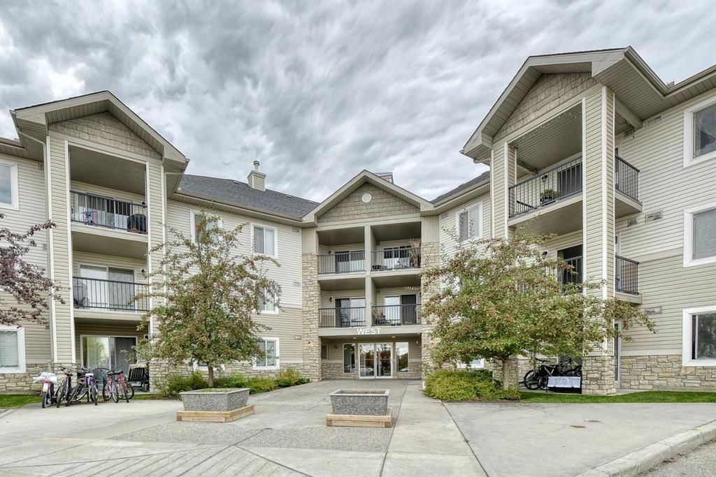 Main Photo: 1319 2395 Eversyde Avenue SW in Calgary: Evergreen Apartment for sale : MLS®# A1149629