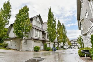 Photo 2: 74 15175 62A Avenue in Surrey: Sullivan Station Townhouse for sale in "Brooklands" : MLS®# R2207663
