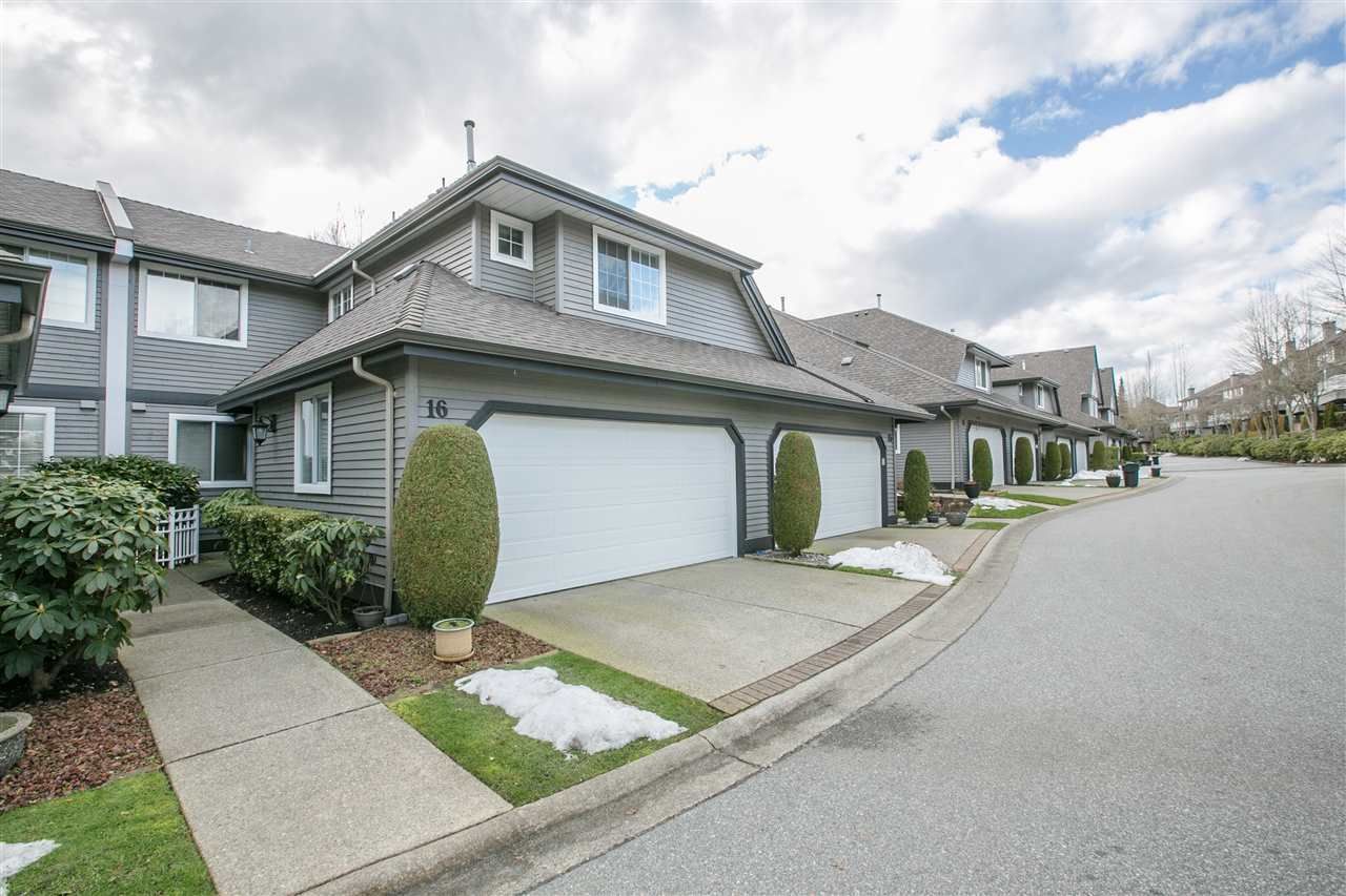 Main Photo: 16 2615 FORTRESS Drive in Port Coquitlam: Citadel PQ Townhouse for sale in "ORCHARD HILL" : MLS®# R2243920