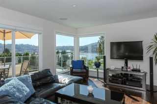 Photo 5: 640 FORESTHILL Place in Port Moody: North Shore Pt Moody House for sale : MLS®# R2114277