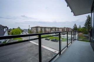 Photo 26: 304 5485 BRYDON Crescent in Langley: Langley City Condo for sale : MLS®# R2584577
