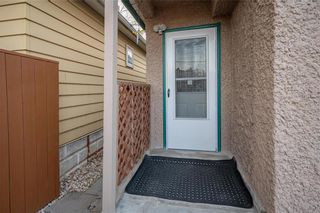 Photo 2: 285 Inglewood Street in Winnipeg: St James Residential for sale (5E)  : MLS®# 202330448