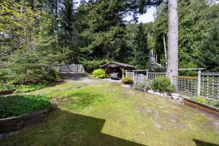 Photo 5: 1424 EAGLE CLIFF Road: Bowen Island House for sale : MLS®# R2879490