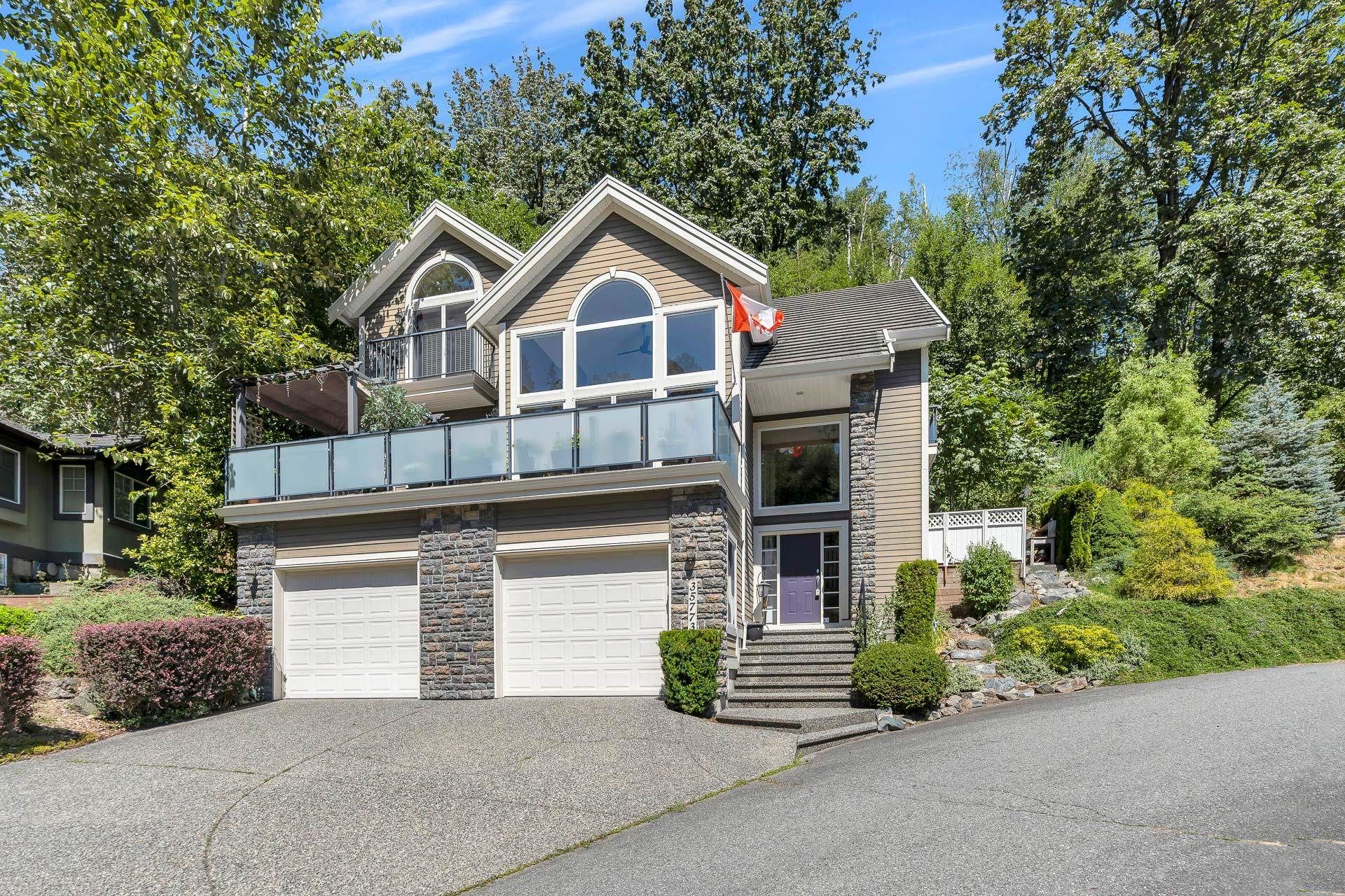 Main Photo: 35773 REGAL Parkway in Abbotsford: Abbotsford East House for sale in "REGAL PEAKS" : MLS®# R2714925