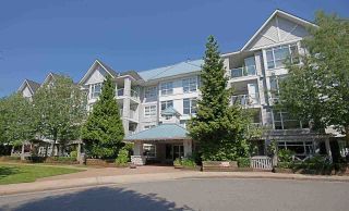 Photo 1: 111 3148 ST JOHNS Street in Port Moody: Port Moody Centre Condo for sale in "SONRISA" : MLS®# R2335347