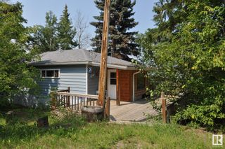 Main Photo: 490 & 492 Lakeview Drive: Rural Lac Ste. Anne County House for sale : MLS®# E4350019