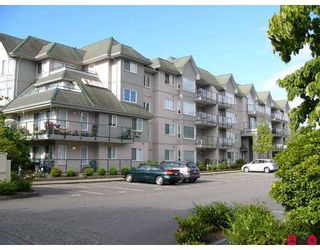 Photo 1: 102 33668 KING RD in Abbotsford: Poplar Condo for sale in "College Park" : MLS®# F2616857