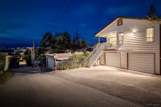 Photo 2: 2881 ALMA Street in Vancouver: Point Grey House for sale (Vancouver West)  : MLS®# R2145835