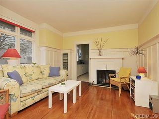 Photo 3: 110 Wildwood Ave in VICTORIA: Vi Fairfield East House for sale (Victoria)  : MLS®# 636253