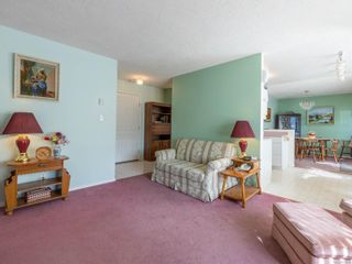 Photo 9: 201 9880 Fourth St in Sidney: Si Sidney North-East Condo for sale : MLS®# 929738