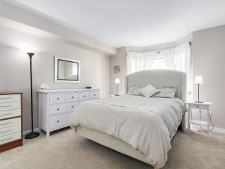 Photo 15: 403 1263 BARCLAY Street in Vancouver: West End VW Condo for sale in "Westpoint Terrace" (Vancouver West)  : MLS®# R2165525