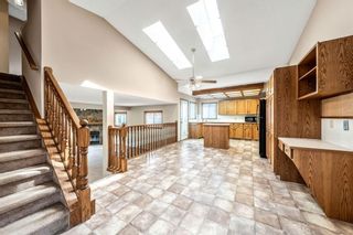 Photo 6: 254 Wood Valley Place SW in Calgary: Woodbine Detached for sale : MLS®# A1250446
