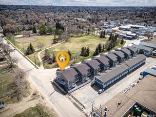 Photo 5: 411 L Avenue South in Saskatoon: King George Residential for sale : MLS®# SK968278