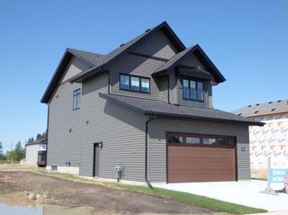 Photo 2: 120 Emerald Drive: Red Deer Detached for sale : MLS®# A2072906