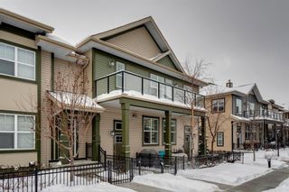 Photo 1: 231 Mckenzie Towne Square SE in Calgary: McKenzie Towne Row/Townhouse for sale : MLS®# A1069933
