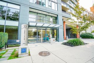 Photo 2: 1207 33 SMITHE Street in Vancouver: Yaletown Condo for sale (Vancouver West)  : MLS®# R2851044