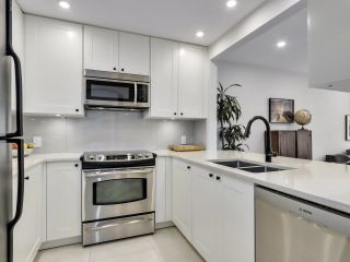 Photo 10: 308 1859 SPYGLASS Place in Vancouver: False Creek Condo for sale in "SAN REMO COURT" (Vancouver West)  : MLS®# R2816992